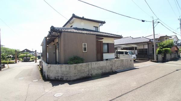 中古戸建 日向市大字富高字後無田6435番100 JR日豊本線日向市駅 1,680万円