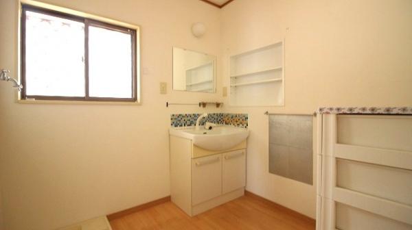 中古戸建 日向市大字富高字後無田6435番100 JR日豊本線日向市駅 1,680万円