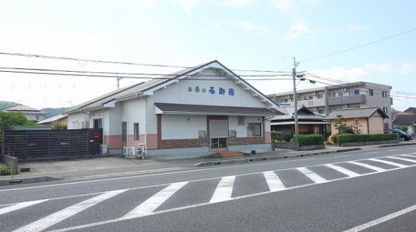 店舗付住宅 日向市大字財光寺字木原3430番13 JR日豊本線財光寺駅 3,300万円