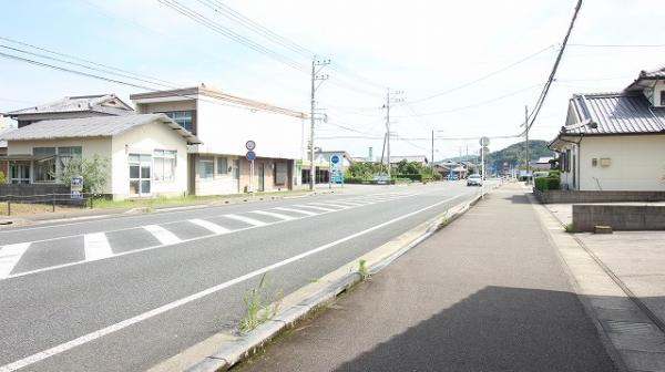 店舗付住宅 日向市大字財光寺字木原3430番13 JR日豊本線財光寺駅 3,300万円
