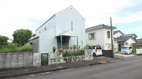 中古戸建 日向市迎洋園１丁目17番 JR日豊本線日向市駅 1,520万円