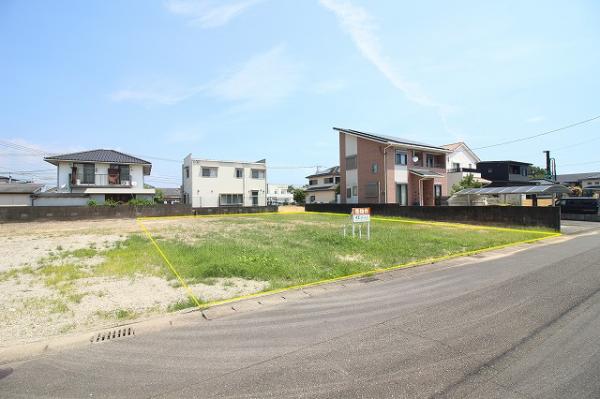 土地 日向市曽根町３丁目80番 JR日豊本線日向市駅 1,390万円