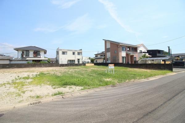 土地 日向市曽根町３丁目80番 JR日豊本線日向市駅 1,390万円