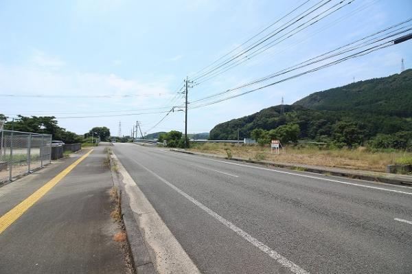土地 日向市大字財光寺字岩淵3529番41 JR日豊本線財光寺駅 2,215万円