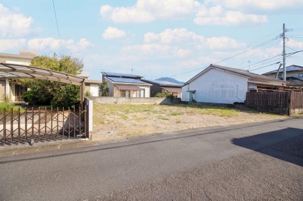 土地 日向市比良町１丁目60 JR日豊本線財光寺駅 907万円