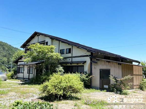 高山市清見町三日町 中古住宅 6LDK 現地外観写真 