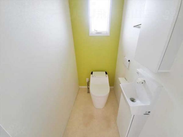 高山市冬頭町 中古戸建 6LDK トイレ 