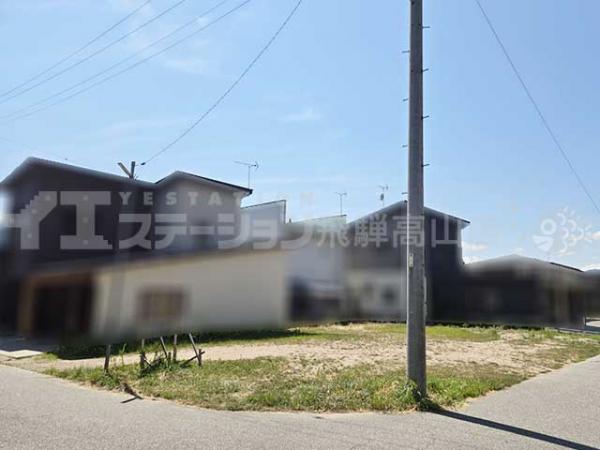 飛騨市古川町若宮2丁目 住宅用土地 88.41坪 前面道路含む現地写真 