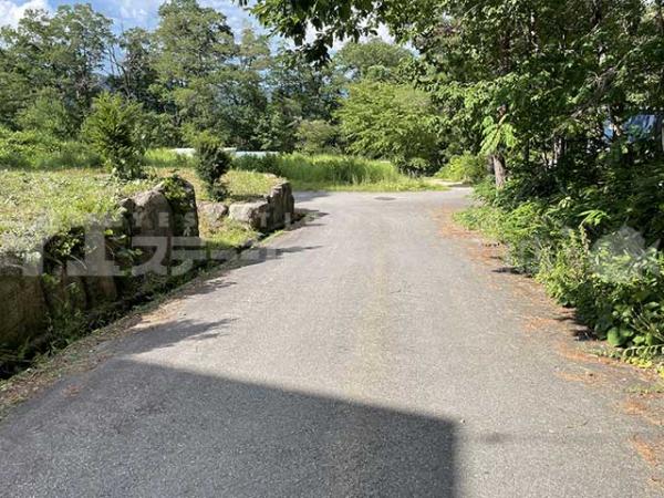 高山市新宮町 住宅用土地 93.47坪 前面道路含む現地写真 