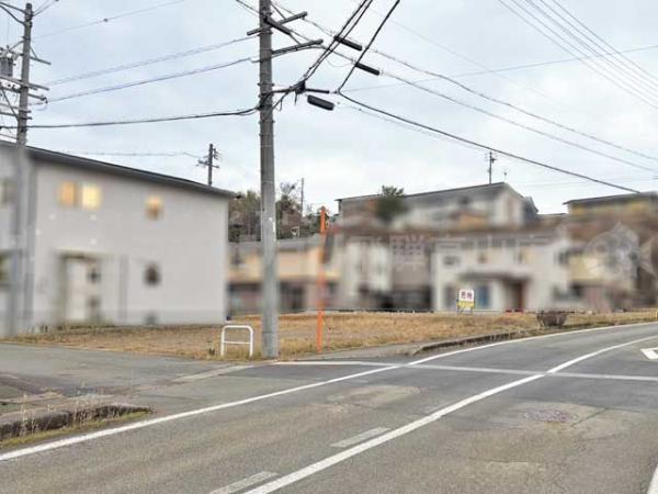 高山市山口町 住宅用土地 50.2坪 前面道路含む現地写真 