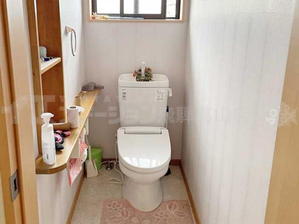 【ご商談中】高山市上岡本町2丁目 中古戸建 ４LDK トイレ 