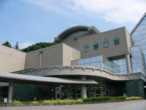徳島県立近代美術館
