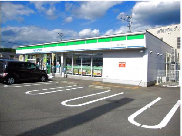 ファミリーマート 徳島大原町店