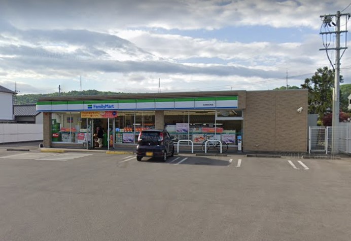 ファミリーマート 石井町石井店