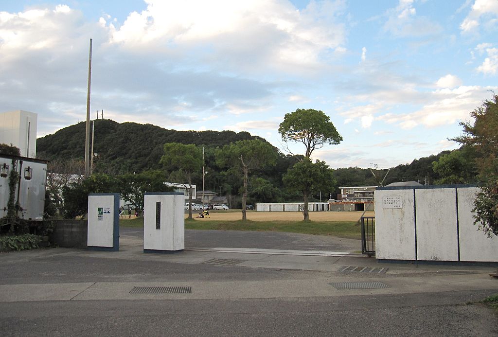 鳴門市第二中学校