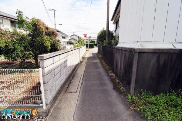 土地 徳島市国府町南岩延 JR徳島線鮎喰駅 200万円