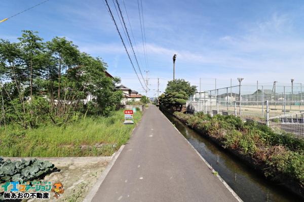 土地 名西郡石井町浦庄字国実 JR徳島線下浦駅 240万円