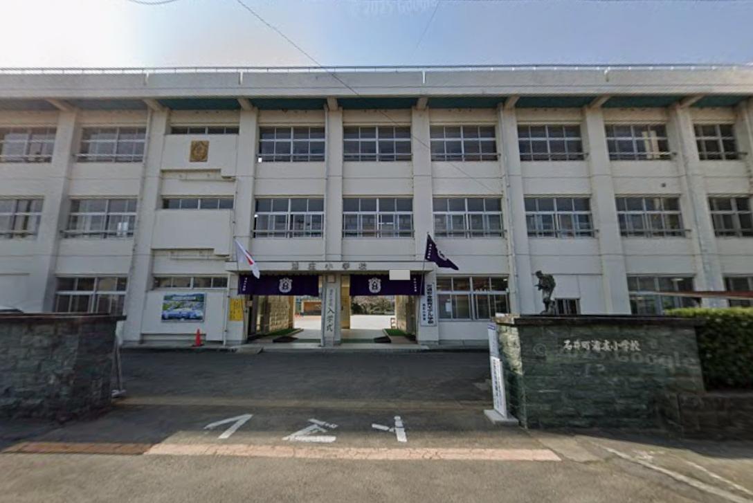 石井町立浦庄小学校