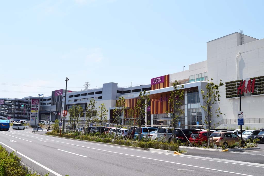 イオンタウンユーカリが丘店