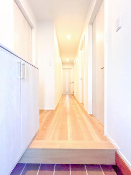 玉野八浜　リフォーム戸建 玄関 