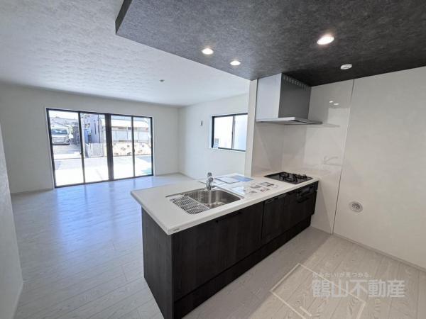 新築戸建 岡山市南区福富西２丁目330-17 宇野線備前西市駅 2,398万円