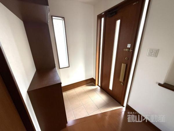 津山市　草加部戸建 玄関 