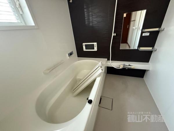 津山市　草加部戸建 浴室 