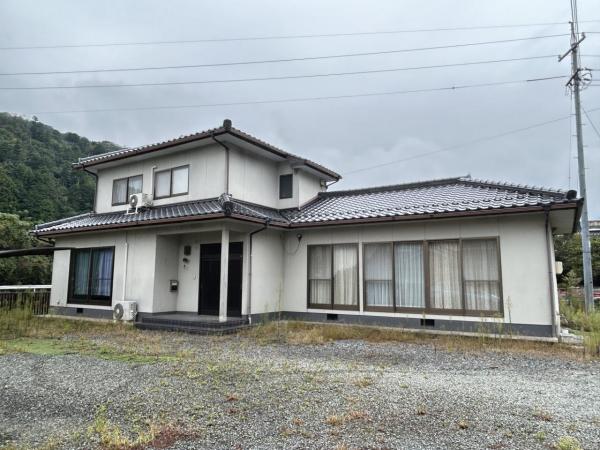 中古戸建 苫田郡鏡野町香々美30-1 JR姫新線院庄駅 1,149万円