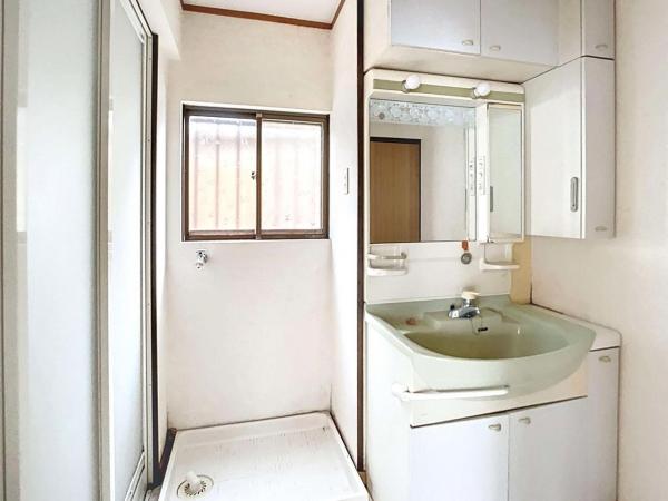 中古戸建 東広島市八本松南４丁目 山陽本線八本松駅 590万円