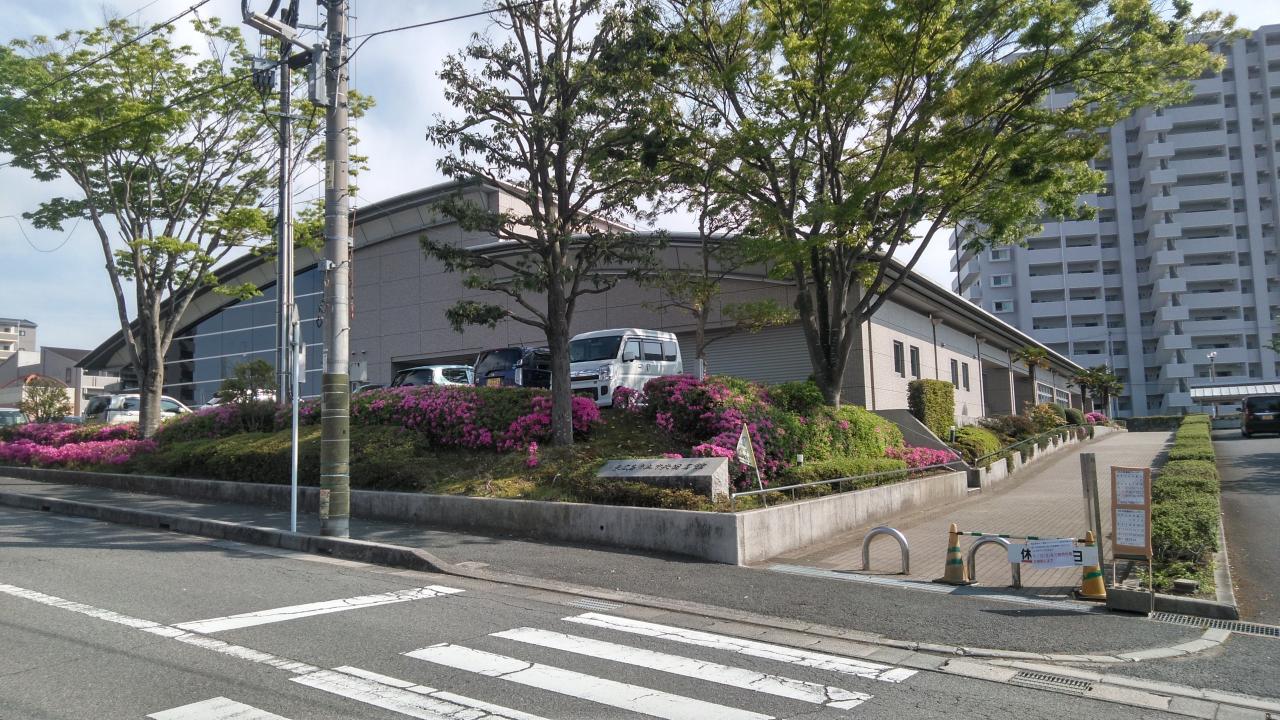 東広島市立 中央図書館