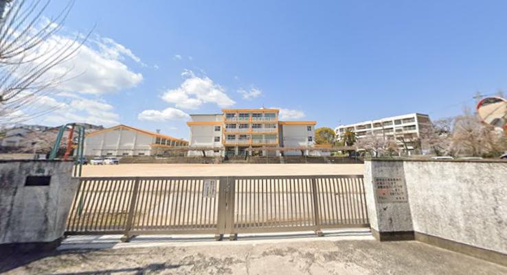 北九州市立若園小学校