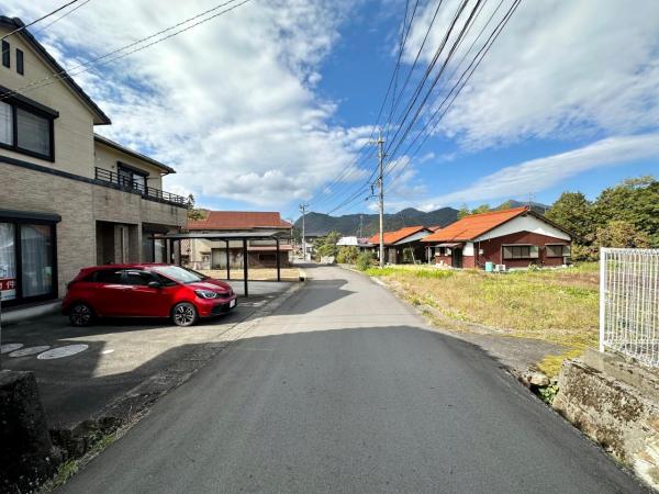 阿東徳佐中｜中古戸建 前面道路含む現地写真 