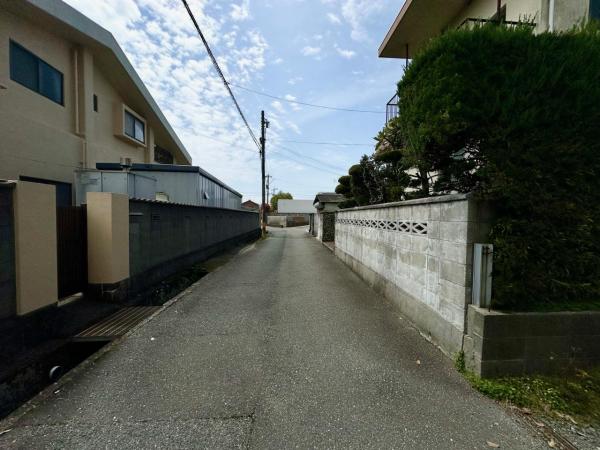 東三田尻｜売土地 前面道路含む現地写真 