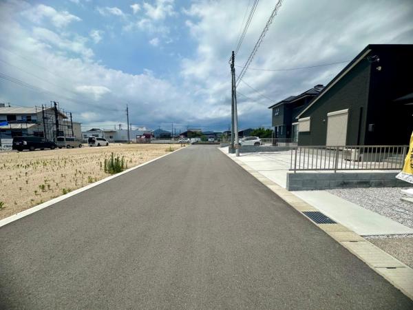 大字田島｜未入居 前面道路含む現地写真 