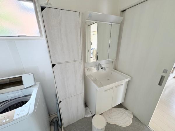 下右田｜築浅戸建て 洗面台・洗面所 