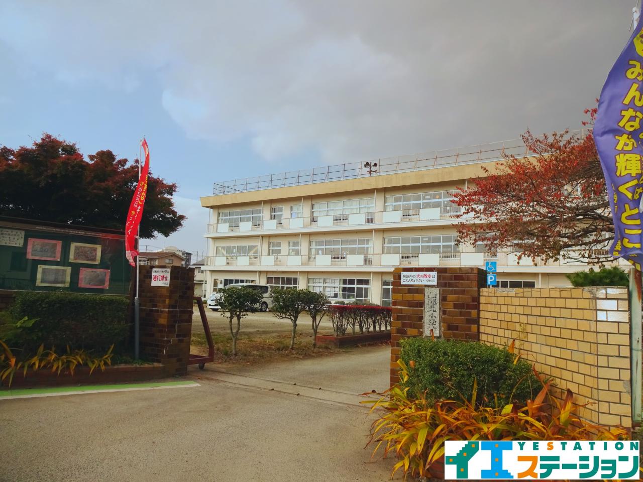 四郎丸小学校