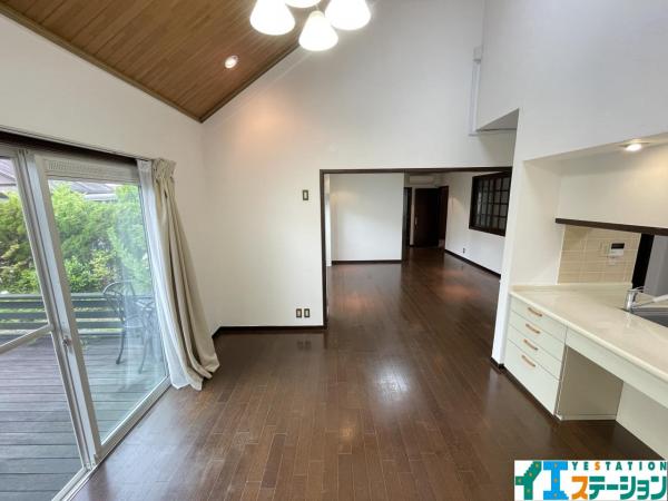 富谷市日吉台２丁目 リビング 