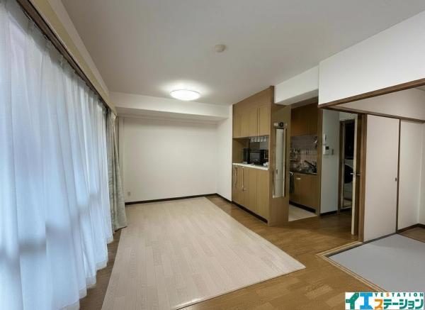 ロイヤルパレス沖野 リビング 