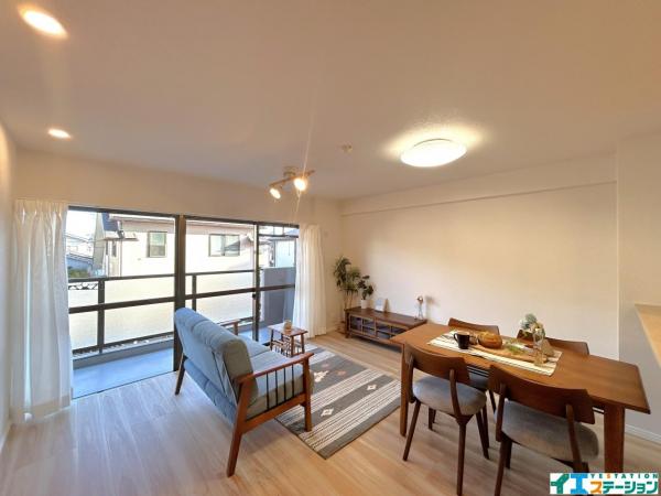 グラン・コート若林 リビング 