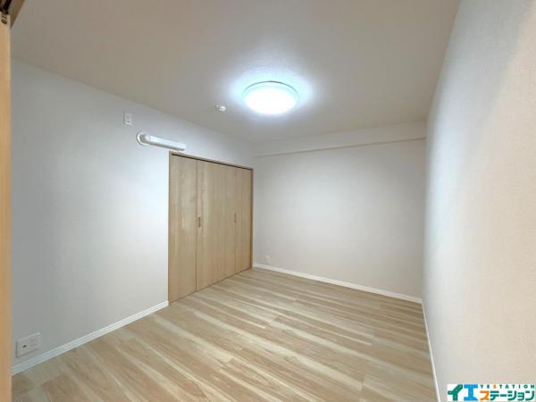 グラン・コート若林 洋室