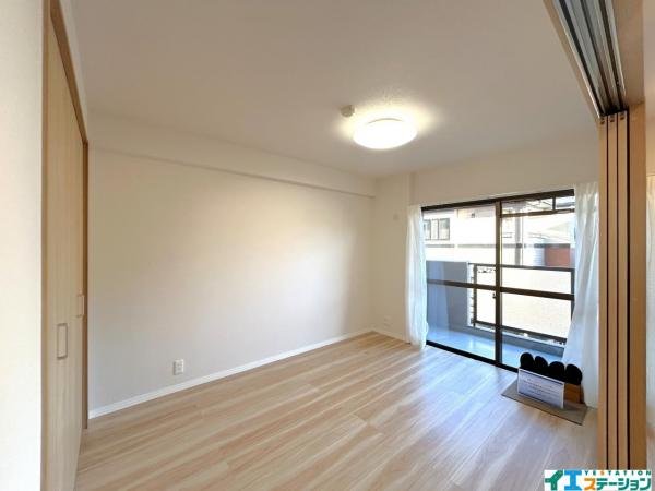 グラン・コート若林 洋室