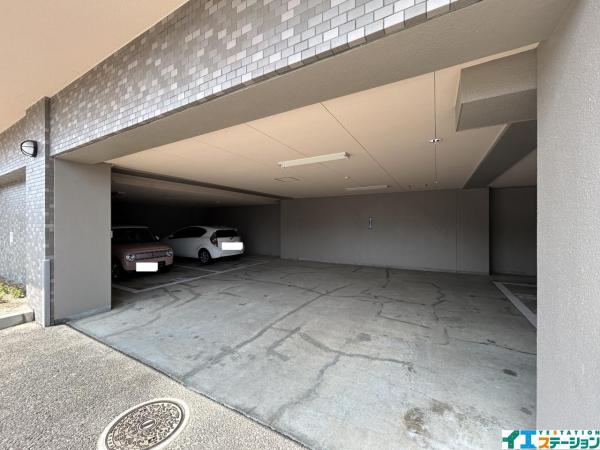 ライオンズマンション保春院西 敷地内駐車場