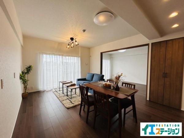 ライオンズガーデン原町 リビングダイニング