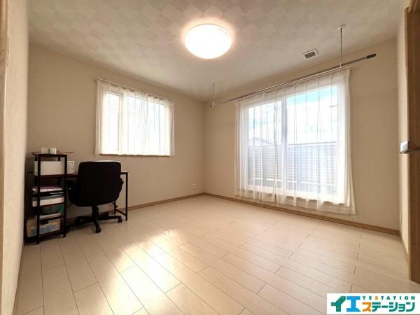 泉区鶴が丘1丁目 洋室