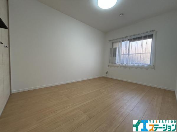 ライオンズマンション小田原広丁 洋室