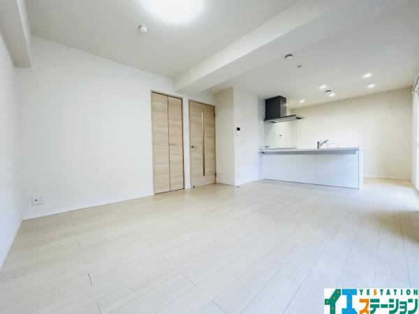 朝日プラザ広瀬川 リビング 