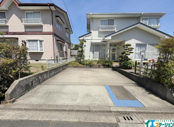 泉区館1丁目 駐車場 