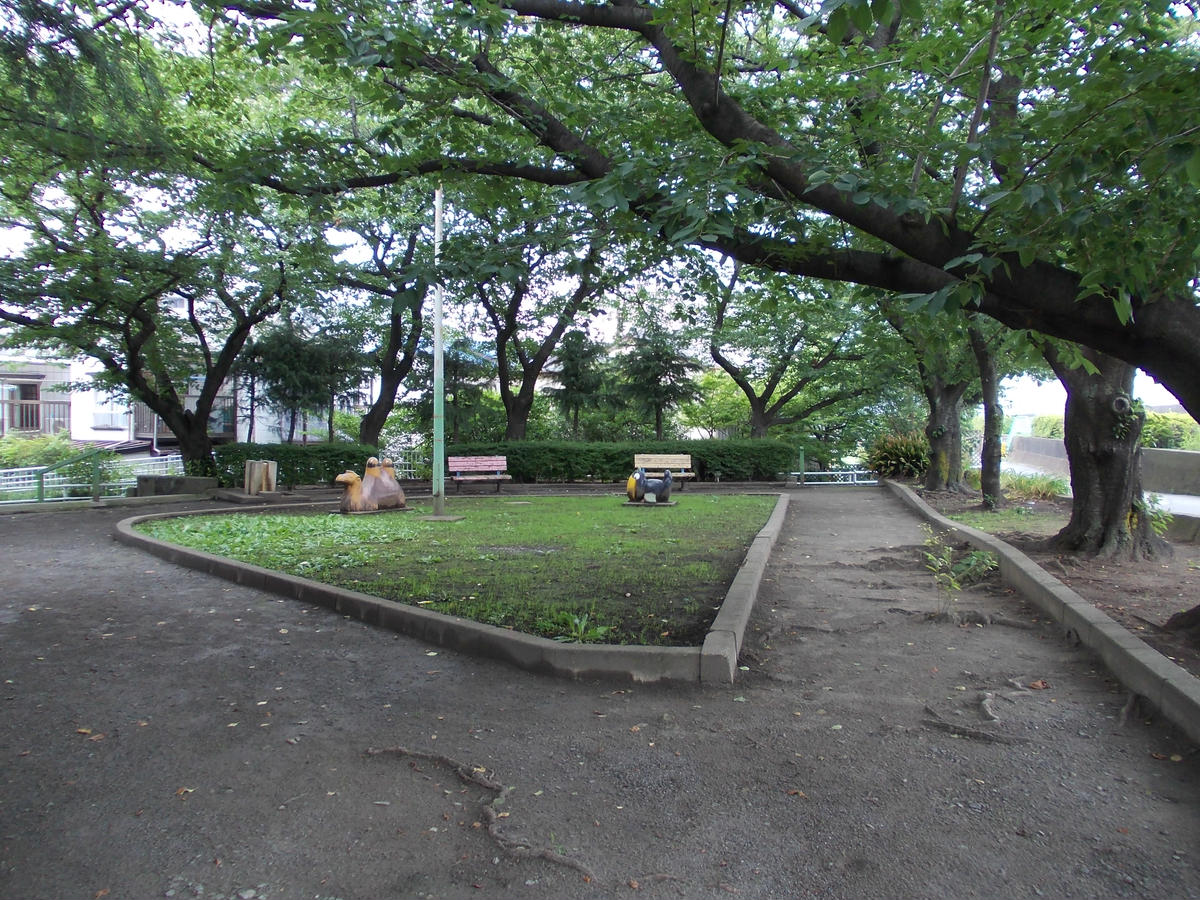 川端南児童遊園