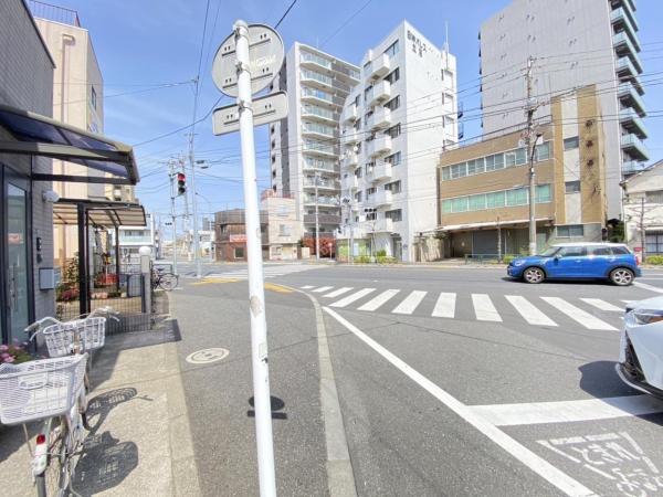 東四つ木4丁目　中古戸建 前面道路含む現地写真 