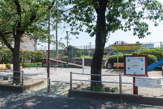 立石かんすけ児童遊園
